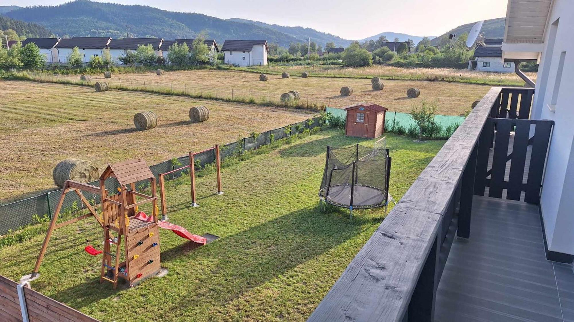 Dom Hills Bucovina Hotel Gura Humorului Exterior foto